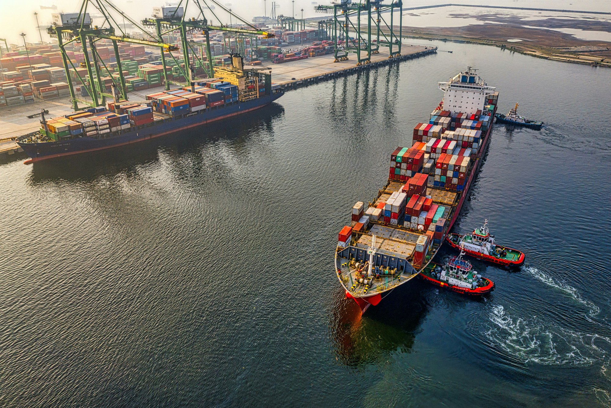 Our position is ideal for efficient megalopolis logistics, reaching millions of consumers within a short drive.